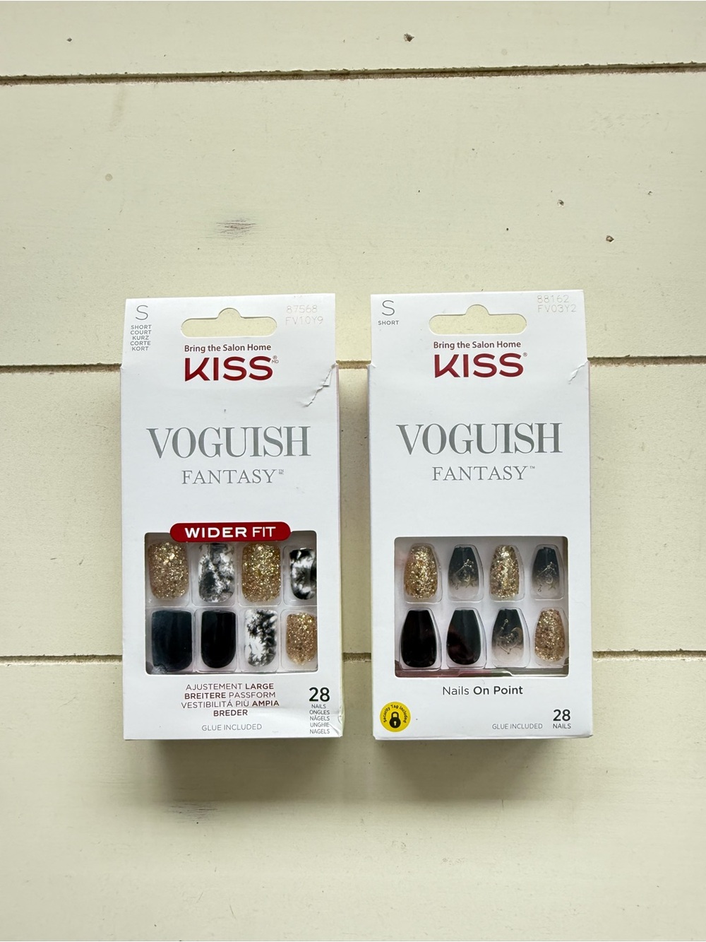 Kiss Voguish Fantasy Short Square/Squoval/Coffin Gold/Black Press On Nails